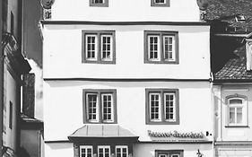 Hotel Hachenburger Brauerei Ausschank Zur Krone  3*